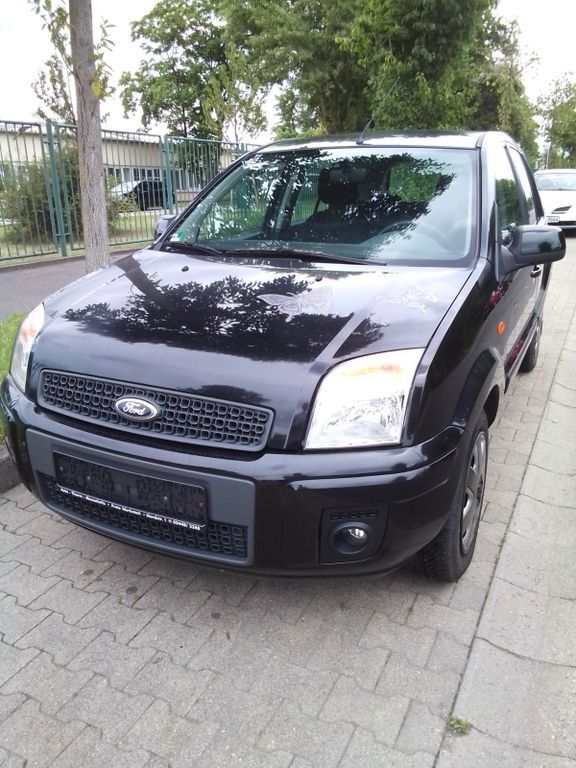 Ford Fusion 141.000 km 2.199 € Leipzig 04159