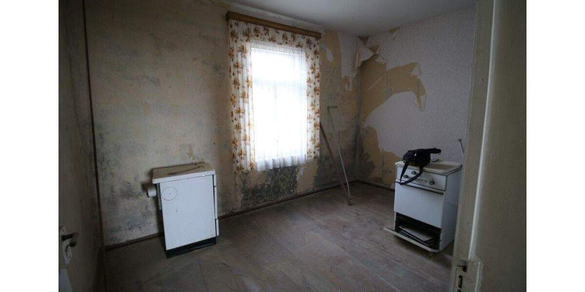 Mehrfamilienhaus, Wohnhaus Zwenkau - 7 Zimmer, 149.001&euro; | Angebot:25695866