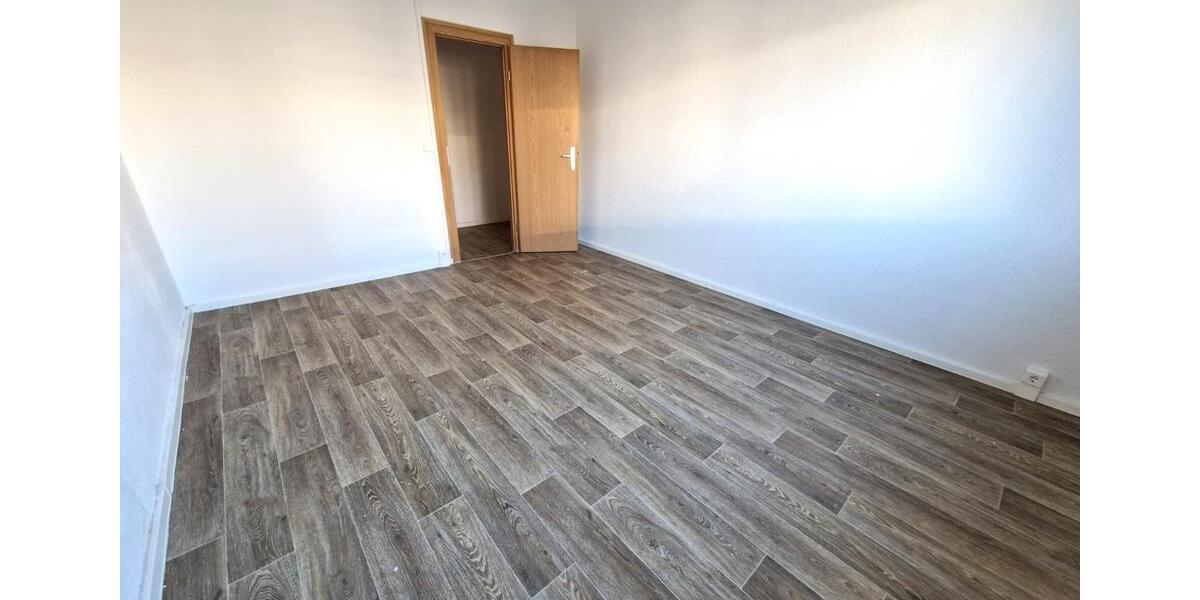 Etagenwohnung Leipzig West - 4 Zimmer, 90 m&sup2;, 731&euro; | Angebot:25322160