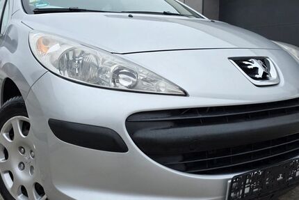 Peugeot 207 156.200 km 1.999 &euro; Zwenkau 04442