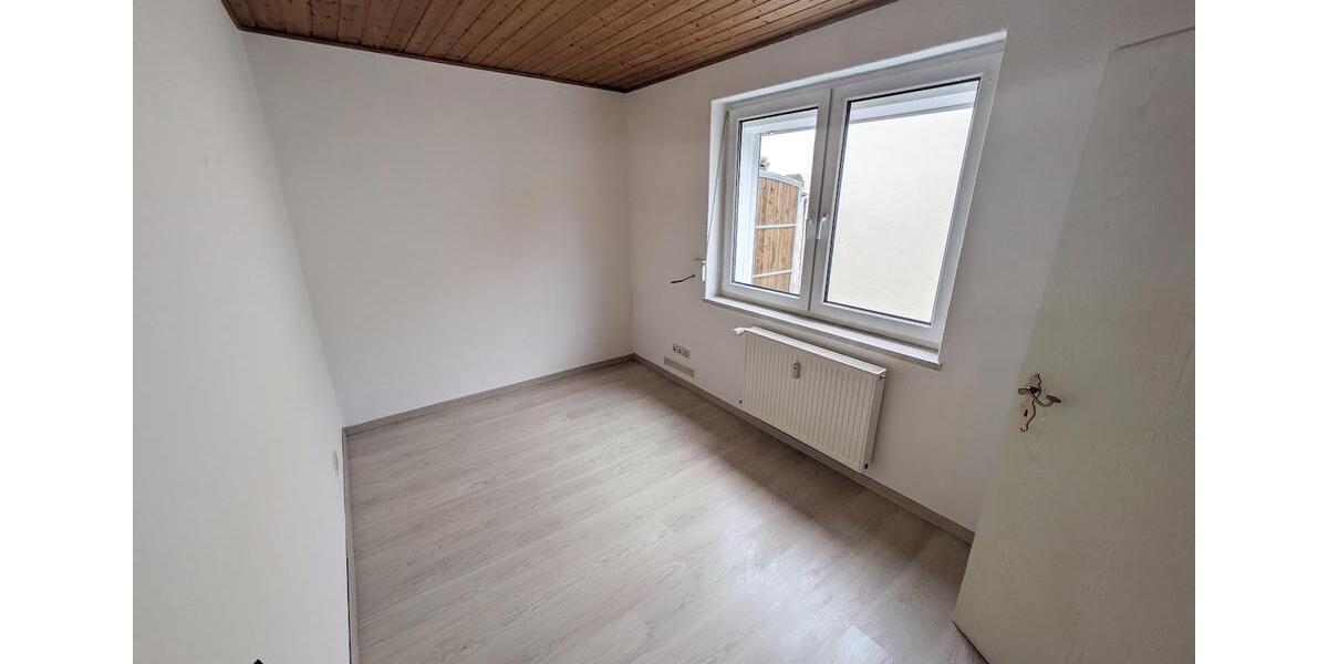 Erdgeschoßwohnung Eilenburg - 4 Zimmer, 104 m&sup2;, 572&euro; | Angebot:26404370