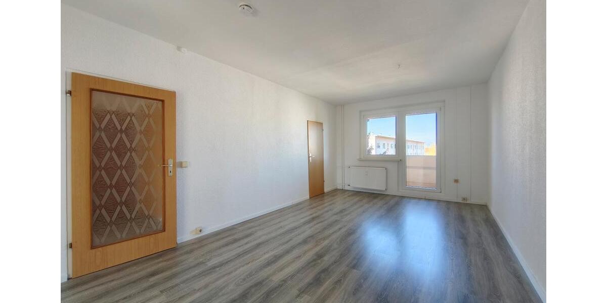 Etagenwohnung Bad Lausick - 3 Zimmer, 62 m&sup2;, 341&euro; | Angebot:26334768