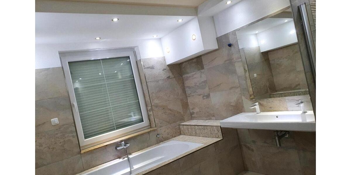 Doppelhaushälfte Leipzig Altwest - 8 Zimmer, 160 m&sup2;, 2.100&euro; | Angebot:26375842