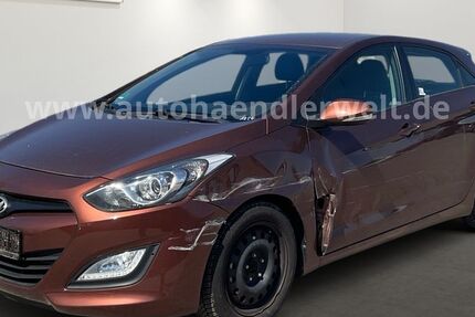 Hyundai i30 68.056 km 3.499 &euro; Brehna 06796