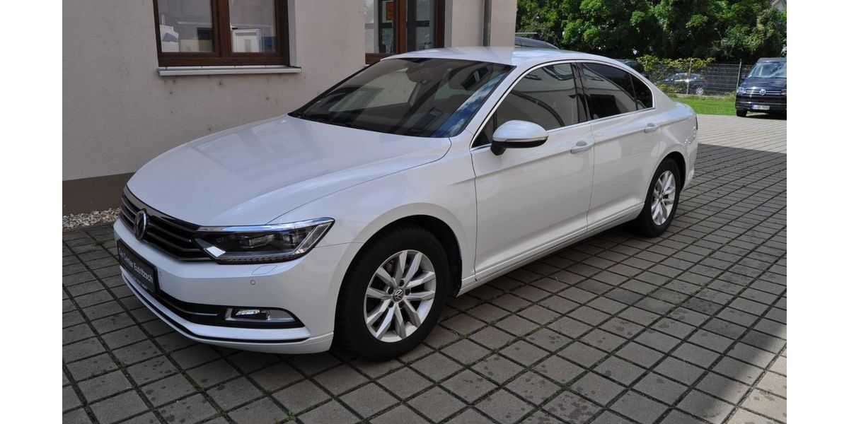VW Passat 71.600 km 16.990 &euro; Leipzig 04179