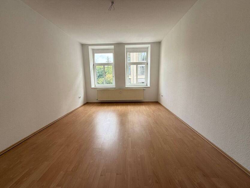 ab sofort ! 3-Zimmer mit Balkon und EBK I Badewanne + Dusche