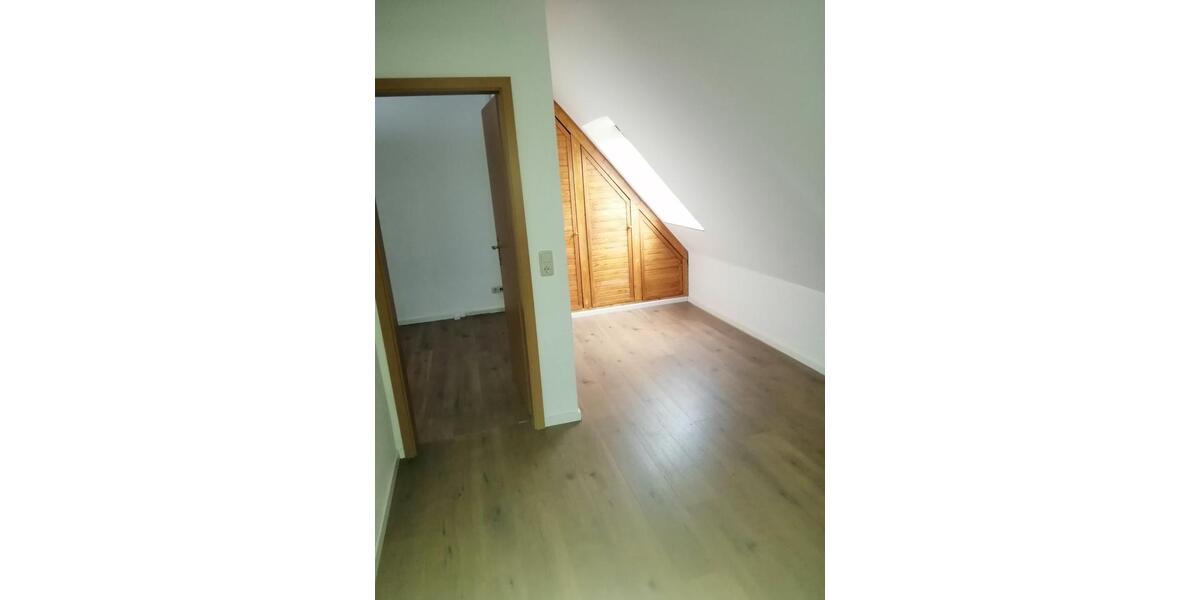 Maisonettenwohnung Markkleeberg - 6 Zimmer, 129 m&sup2;, 475.000&euro; | Angebot:26425456