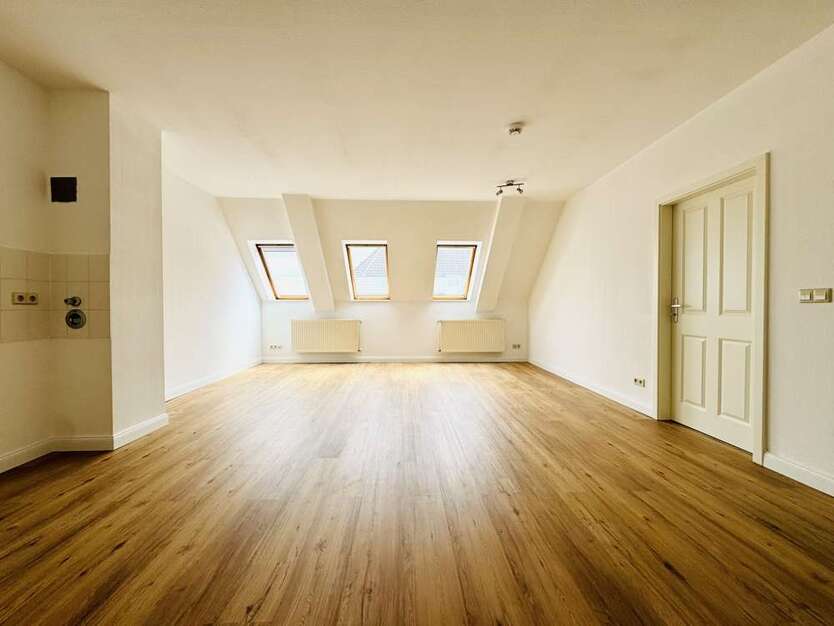 Wohnung zum Mieten in Leipzig 496,10 € 49.61 m²
