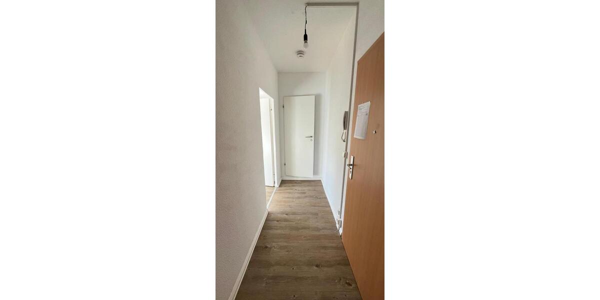 Etagenwohnung Leipzig Lausen-Grünau - 1 Zimmer, 33 m&sup2;, 275&euro; | Angebot:25772492