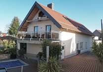 Haus zum Kaufen in Groitzsch 490.000 € 235 m²