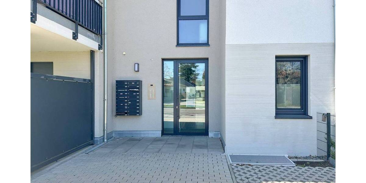 Etagenwohnung Zwenkau - 3 Zimmer, 103 m&sup2;, 437.900&euro; | Angebot:26388715