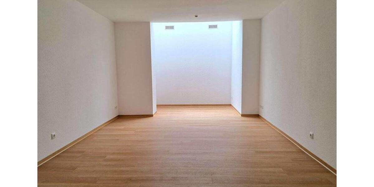 Erdgeschoßwohnung Leipzig Paunsdorf - 4 Zimmer, 100 m&sup2;, 1.070&euro; | Angebot:25428644