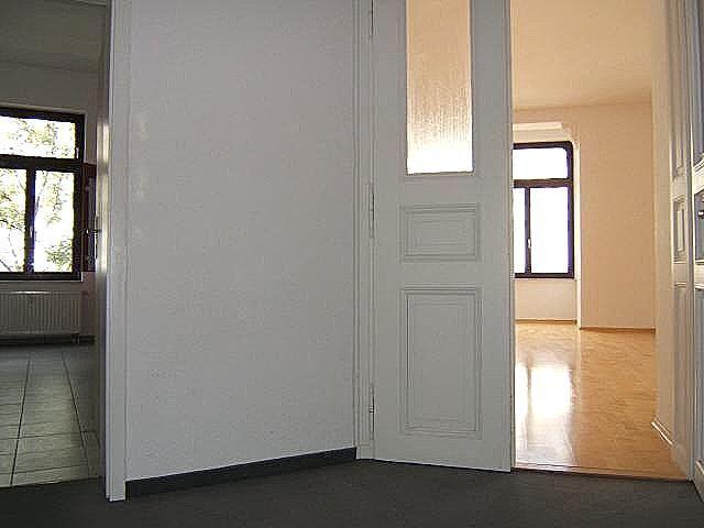 Etagenwohnung Leipzig Mitte - 2 Zimmer, 81 m&sup2;, 795&euro; | Angebot:25349243