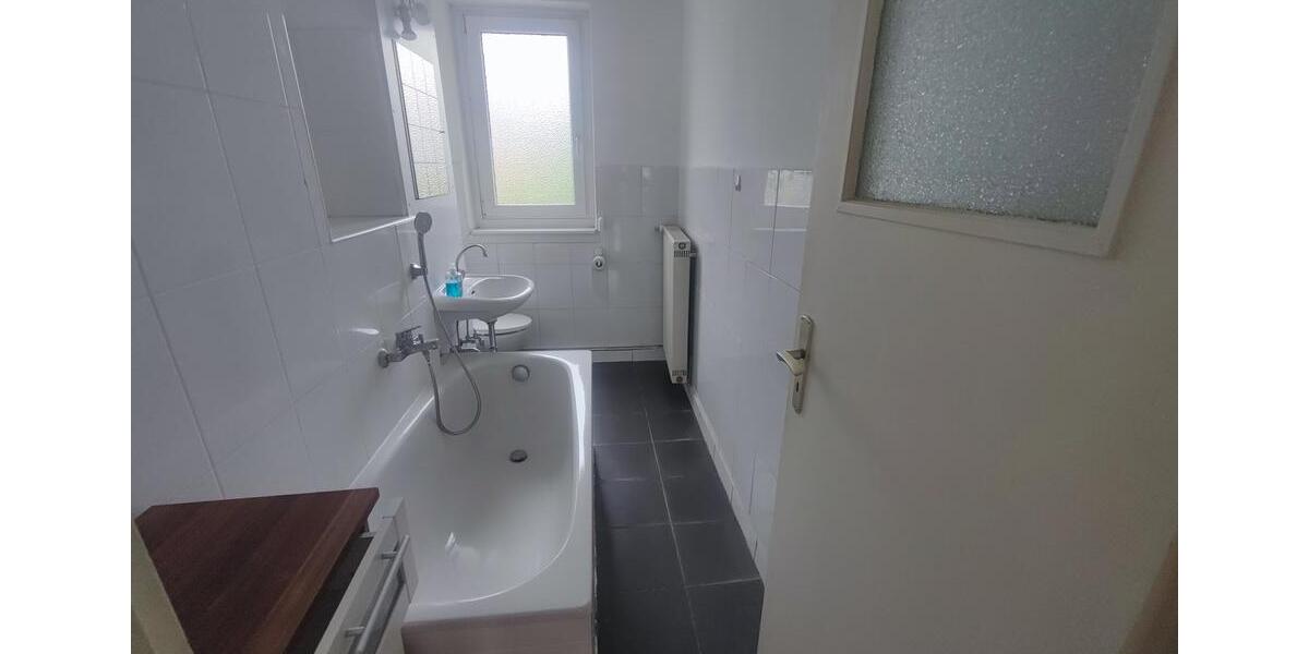 Etagenwohnung Merseburg - 3 Zimmer, 59 m&sup2;, 381&euro; | Angebot:26382350