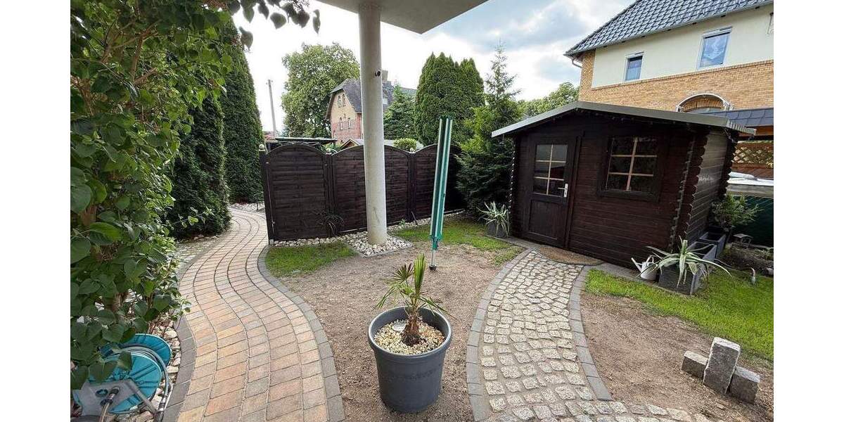 +++ Ein- Zweifamilienhaus mit möglicher Einliegerwohnung, oder Büro +++ 6 zimmer