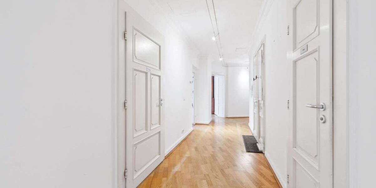 Wohnung zum Kaufen in Leipzig 510.000 € 202 m² 9 zimmer