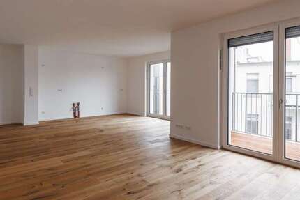 Wohnung Leipzig Mitte - 4 Zimmer, 121 m&sup2;, 2.177&euro; | Angebot:26891175