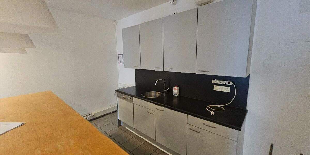 Gewerbeobjekt Leipzig Zentrum-Ost - 1 Zimmer, 412 m&sup2;, 5.570&euro; | Angebot:25899468