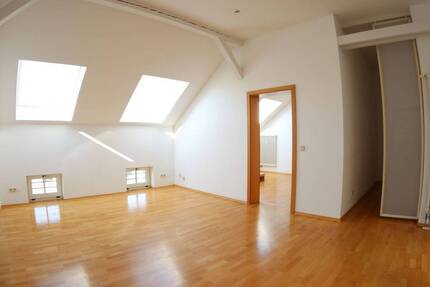 Wohnung Leipzig Zentrum-Nord - 2 Zimmer, 120 m&sup2;, 480.000&euro; | Angebot:25656085