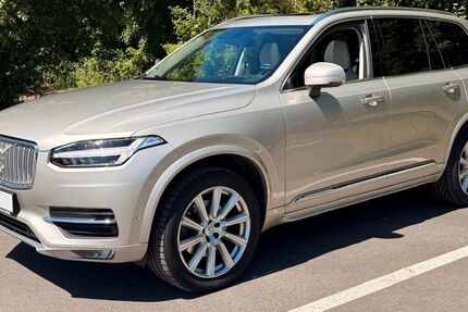 Volvo XC90 108.000 km 27.500 &euro; Leipzig 04103
