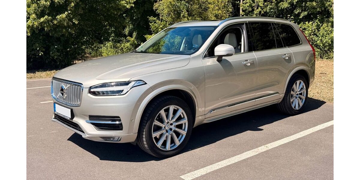 Volvo XC90 108.000 km 27.500 &euro; Leipzig 04103