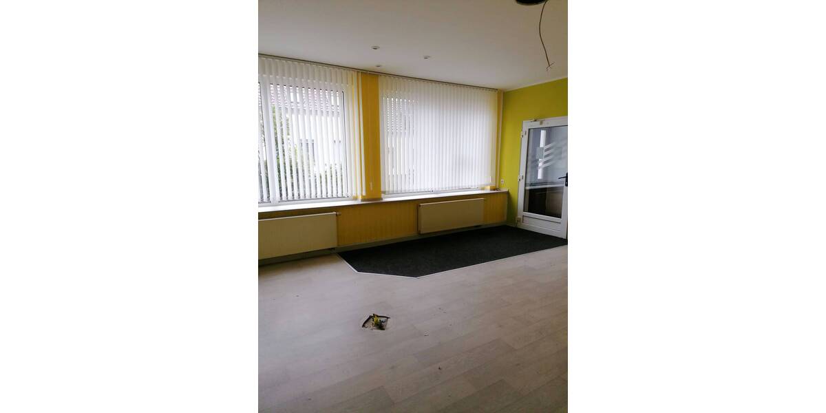 Gewerbeobjekt Eilenburg Eilenburg-Ost - 2 Zimmer, 400&euro; | Angebot:26015037
