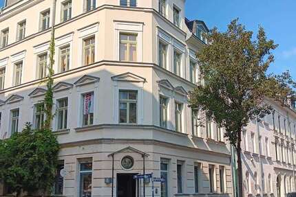 Haus zum Kaufen in Leipzig 2.300.000 € 687 m² 20 zimmer