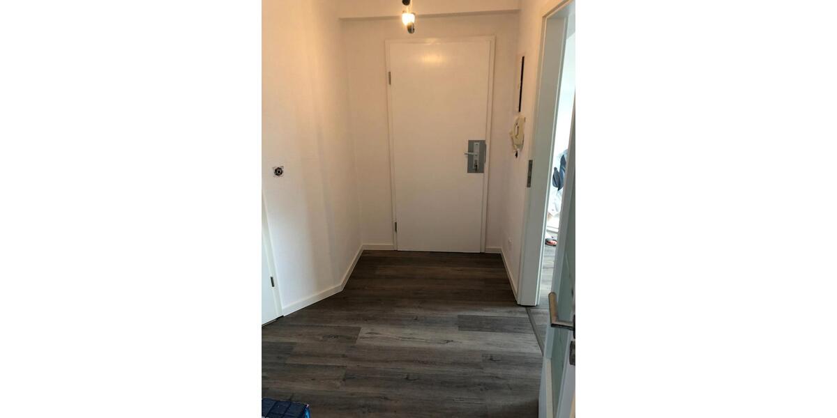 Dachgeschoßwohnung Wurzen - 3 Zimmer, 80 m&sup2;, 119.000&euro; | Angebot:27023025