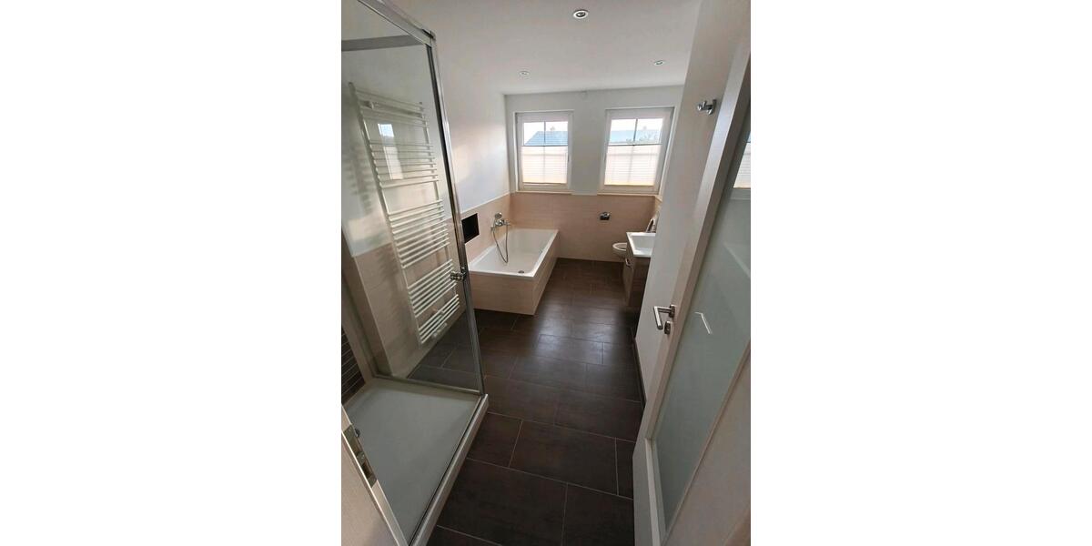Dachgeschoßwohnung Leipzig Südost - 4 Zimmer, 100 m&sup2;, 350.000&euro; | Angebot:26574314