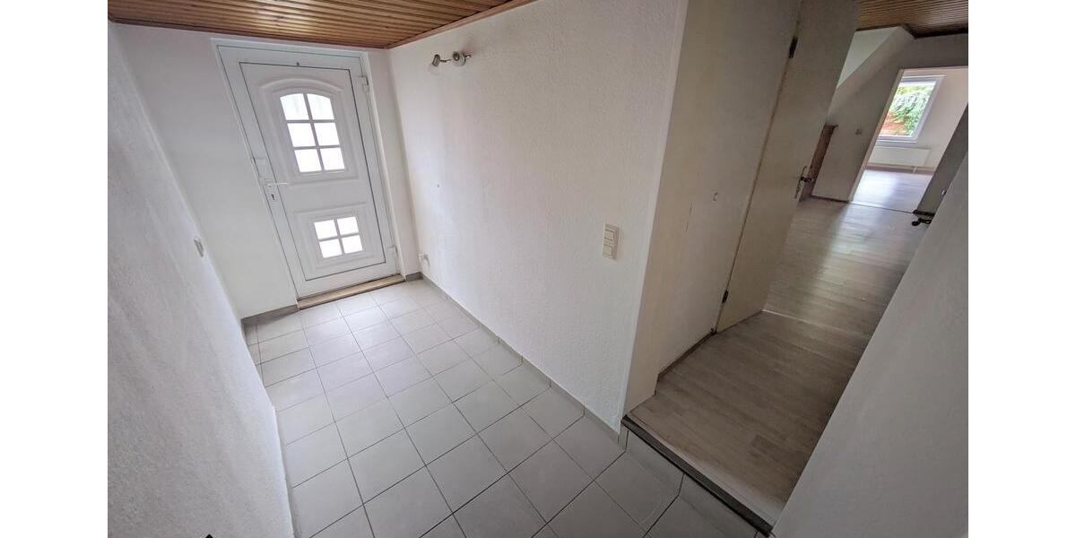 Erdgeschoßwohnung Eilenburg - 4 Zimmer, 104 m&sup2;, 572&euro; | Angebot:26321568