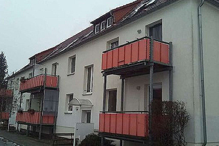 Sonnige 2-Zimmer-Dachgeschoß-WE, renoviert, ruhige Grünlage 2 zimmer