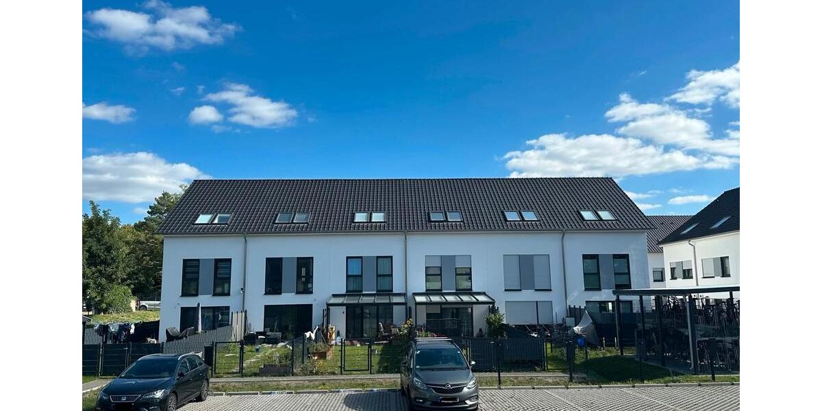 Reihenhaus Leipzig Ost - 4 Zimmer, 139 m&sup2;, 1.850&euro; | Angebot:27710155