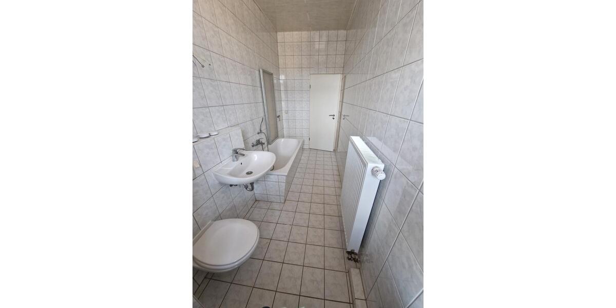 Etagenwohnung Eilenburg - 3 Zimmer, 79 m&sup2;, 512&euro; | Angebot:26219994