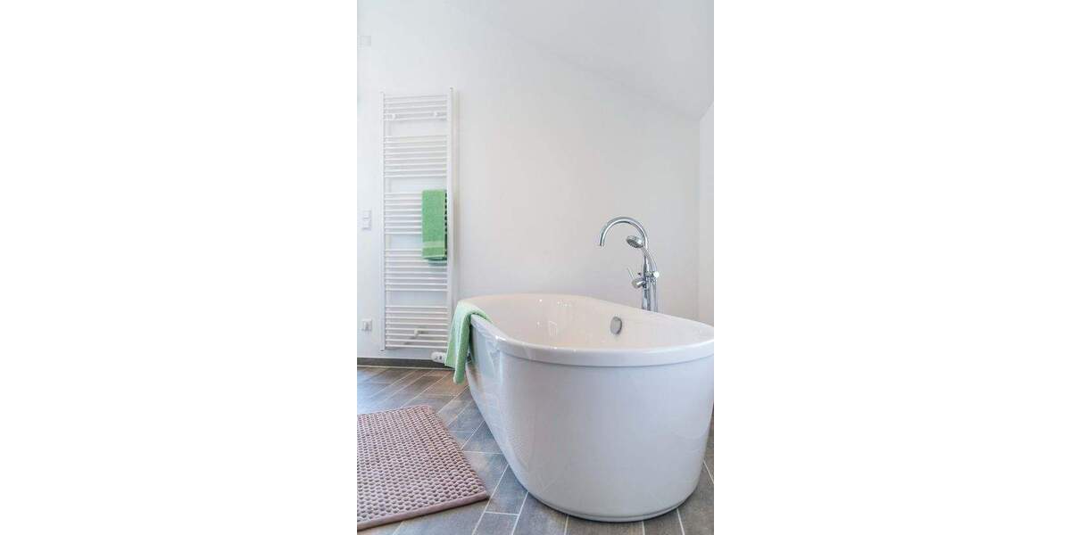 Mehrfamilienhaus, Wohnhaus Taucha - 4 Zimmer, 134 m&sup2;, 315.000&euro; | Angebot:25798679