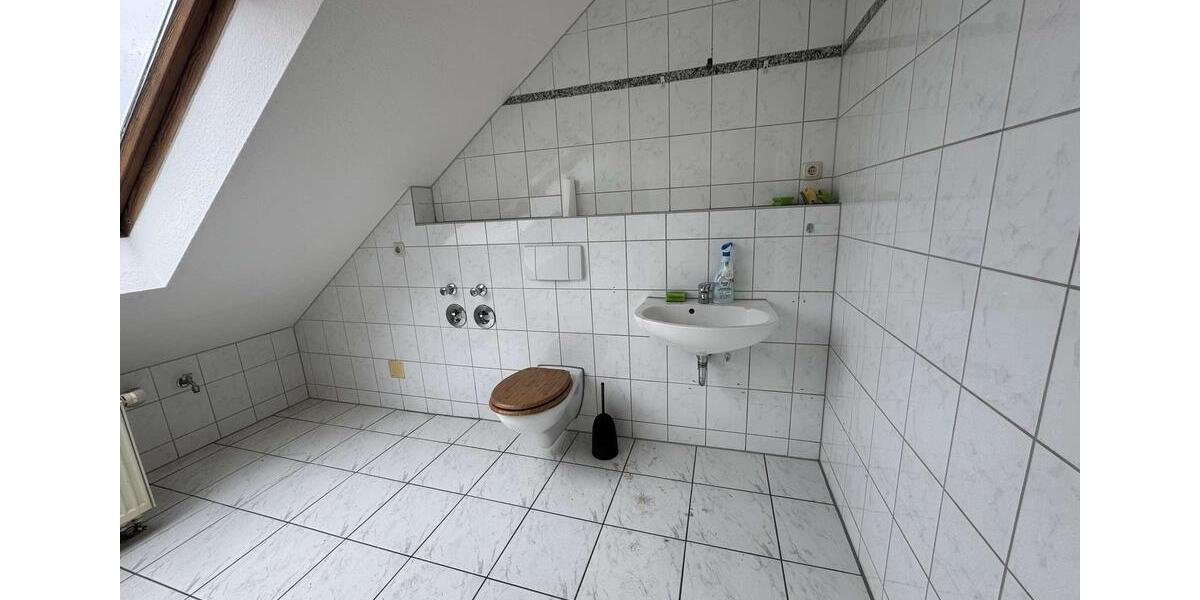Dachgeschoßwohnung Leipzig Ost - 2 Zimmer, 65 m&sup2;, 553&euro; | Angebot:26224875