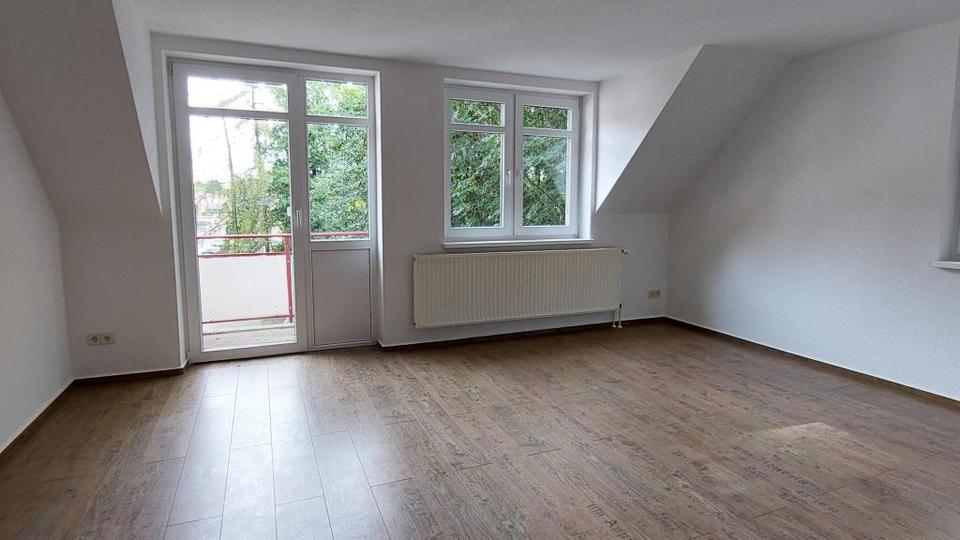 Dachgeschoßwohnung Kitzscher - 2 Zimmer, 51 m&sup2;, 335&euro; | Angebot:26262069