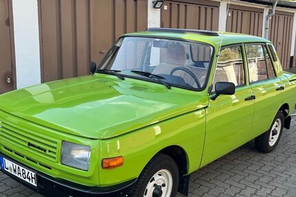 Wartburg 353 88.500 km 13.900 &euro; Grimma 04668