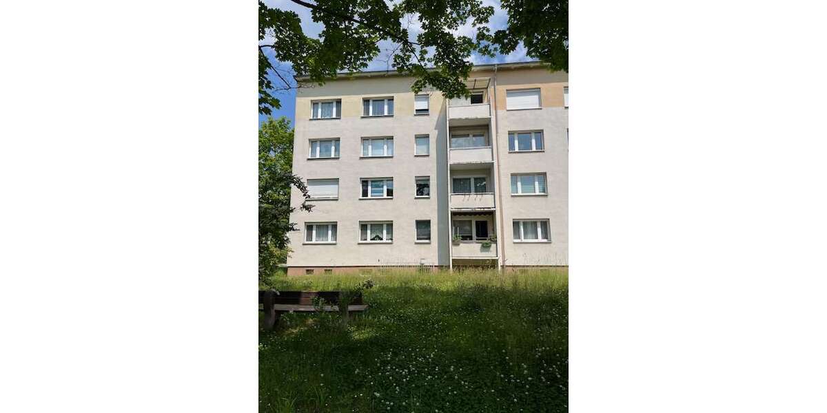 Etagenwohnung Zwenkau - 3 Zimmer, 57 m&sup2;, 96.000&euro; | Angebot:26750040