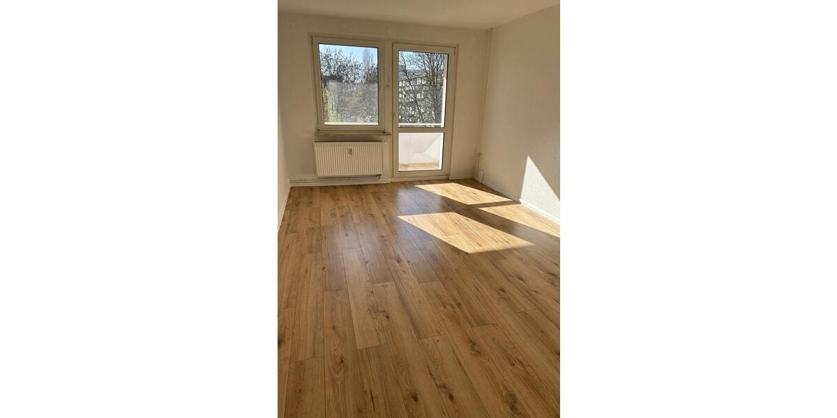 Etagenwohnung Bad Dürrenberg - 3 Zimmer, 61 m&sup2;, 351&euro; | Angebot:26088596