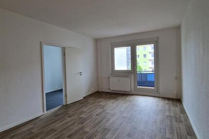 Wohnung Leipzig Lausen-Grünau - 3 Zimmer, 69 m&sup2;, 534&euro; | Angebot:26543961
