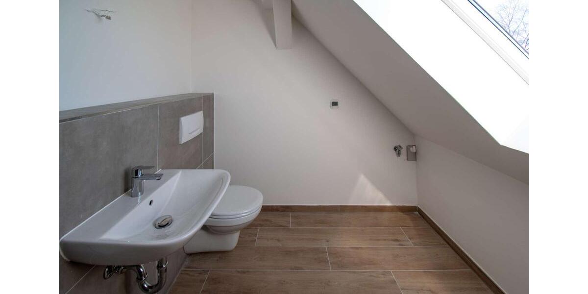 Dachgeschoßwohnung Borna - 2 Zimmer, 55 m&sup2;, 495&euro; | Angebot:26545944