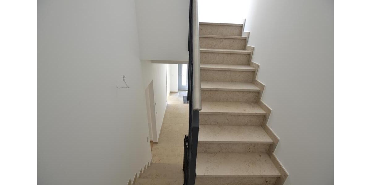 Reihenhaus Leipzig Ost - 4 Zimmer, 147 m&sup2;, 2.076&euro; | Angebot:24747257