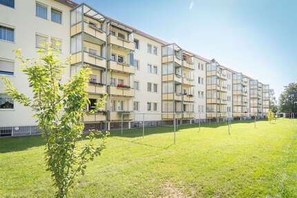 Wohnung zum Mieten in Pegau 370 € 59.9 m² 3 zimmer