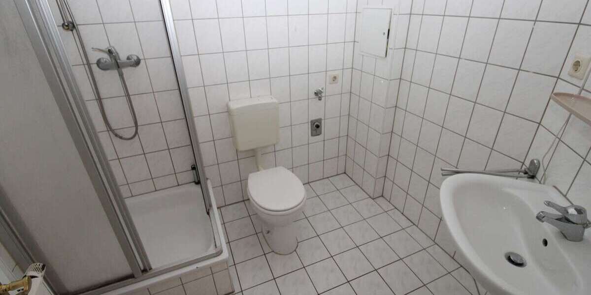 Investieren in Leipzig-Schönefeld: Denkmalgeschütztes ETW-Paket mit 5 Einheiten zimmer