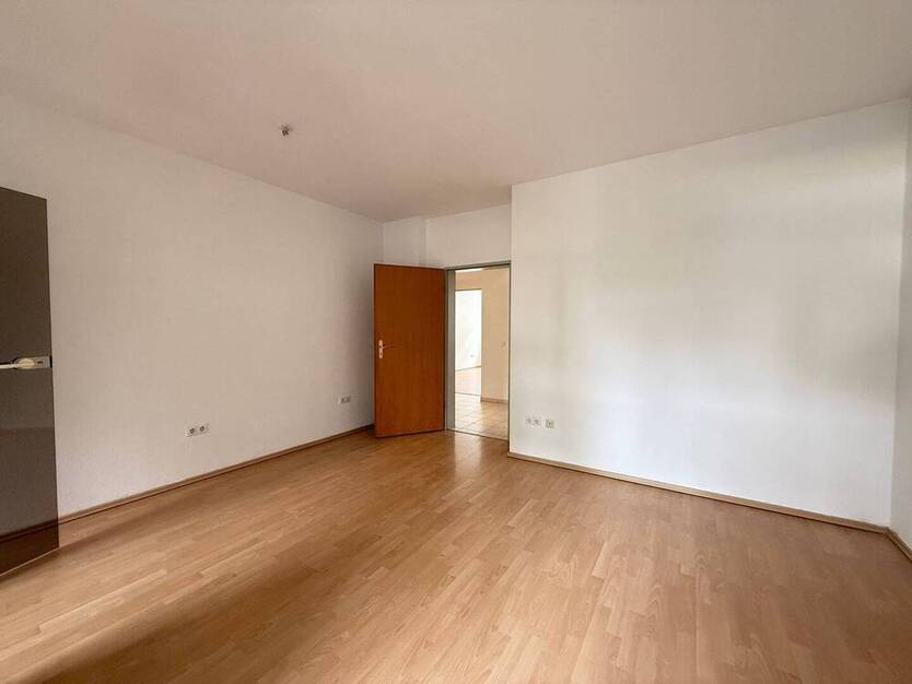 ab sofort ! 3-Zimmer mit Balkon und EBK I Badewanne + Dusche