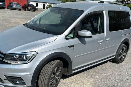 VW Caddy 139.000 km 16.999 &euro; Grimma 04668