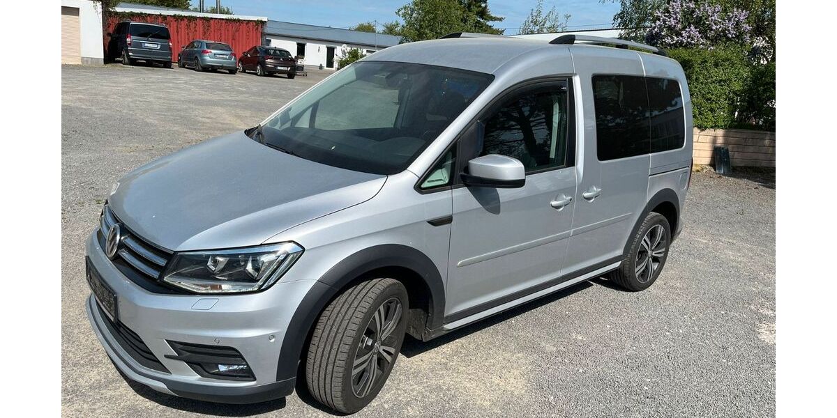 VW Caddy 139.000 km 16.999 &euro; Grimma 04668