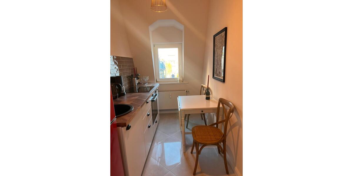 Dachgeschoßwohnung Leipzig Südwest - 2 Zimmer, 45 m&sup2;, 1.400&euro; | Angebot:25365154