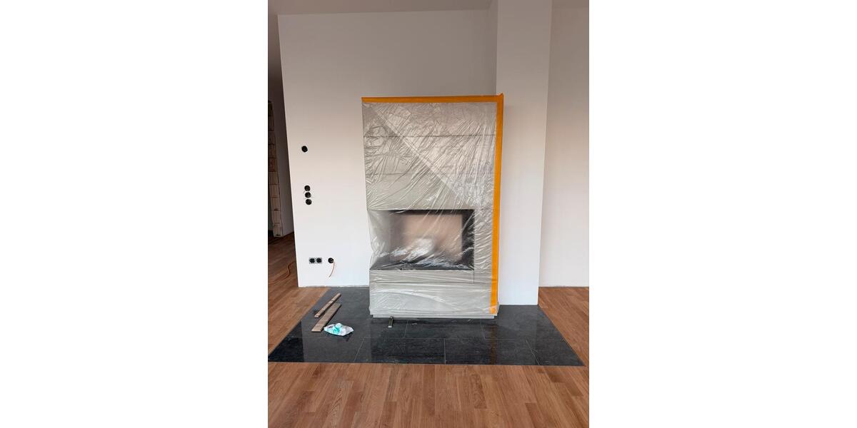 Neubau: Exklusive 5-Zimmer-Wohnung mit Garten, Kamin & Parkett 5 zimmer