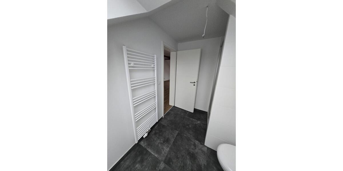 Dachgeschoßwohnung Leipzig Nordost - 2 Zimmer, 79 m&sup2;, 599&euro; | Angebot:25697163